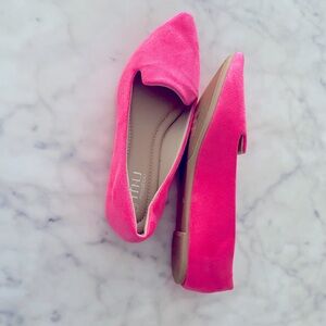 Womens Pink Pointed Toe Flats Size 8